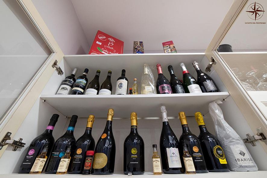 Le Suite Del Nostromo Salerno Buitenkant foto
